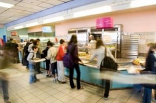 Ціни на продукти для шкіл столиці іноді завищенні на 70-80%