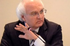 Міносвіти замінило Вакарчуку догану на попередження