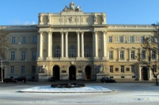 Як міністр Табачник винуватих шукав