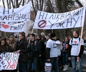 В УжНУ заявляють про спроби рейдерського захоплення університету