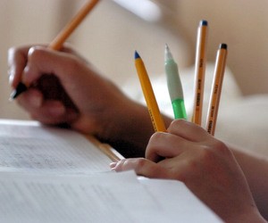 Кількість шкіл в Україні вже менша 20 тисяч