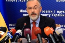 Міністр Табачник розповів про неіснуючі досягнення у сфері освіти