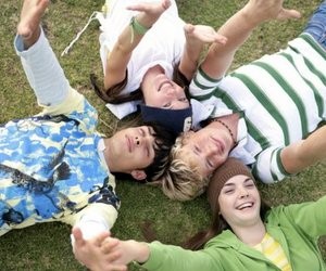 Соціологічне дослідження "Молодь України" (рос.)