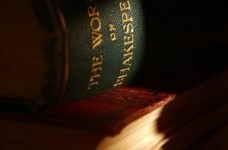 Навкололітературні пристрасті