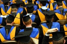 Видання Міносвіти заробляє на молодих науковцях сотні тисяч гривень