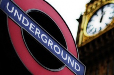 Велика Британія знову ускладнює правила видачі студентських віз