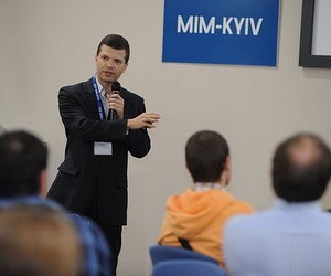 Задача маркетингу - залучити гроші в бізнес