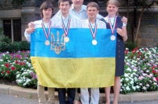 Україна увійшла до десятки кращих на Всесвітній олімпіаді з хімії