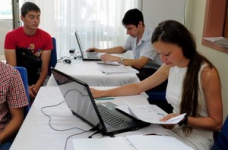 Вузи зобов’язані видавати оригінали документів вступникам