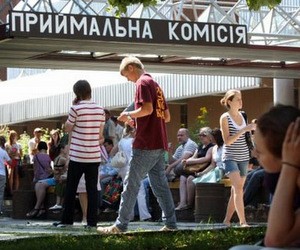 Терміни зарахування на бюджет можуть бути продовжені до 15 серпня