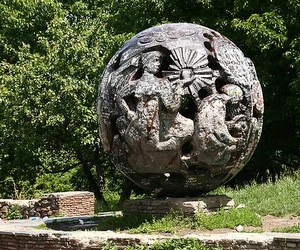 В Авіаційному університеті поставлять пам'ятник «шарі»