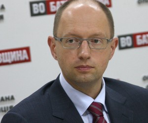 Знання мов необхідне для отримання знань у глобальному світі, - Яценюк