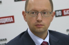 Знання мов необхідне для отримання знань у глобальному світі, - Яценюк