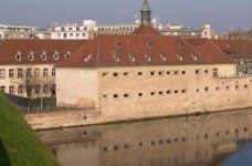 Найдорожчі вузи Франції