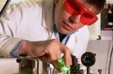 Уряд збільшив розмір стипендії для молодих учених до прожиткового мінімуму