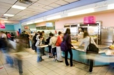 Якість харчування в навчальних закладах вкотре перевірятимуть