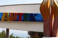 Скандал в Артеці: співробітники вимагають звільнити гендиректора