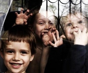 Приєднуйтесь до благодійної акції київських студентів "Подаруй дитині диво"