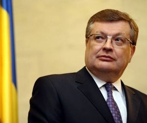 Грищенко пообіцяв пришвидшити процес об’єднання ВНЗ