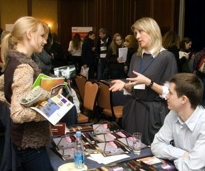 Дізнайтеся про продробиці навчання за кордоном на UIEF 2013