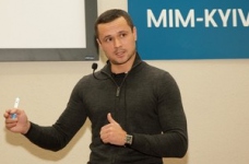 Навчання та/або розвиток?