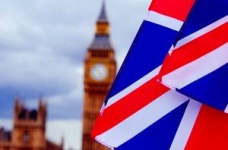 Виграй безкоштовні мовні курси у Великій Британії