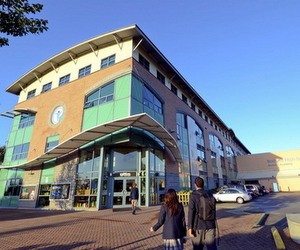 Bodwell High School (Канада)