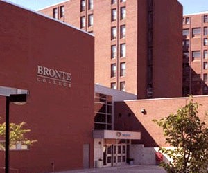 Bronte College (Канада)