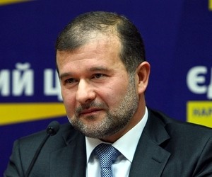 Балога хоче знати, чому не збільшуються студентські стипендії