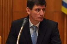 Уряд дискримінує працівників освіти, - Свобода