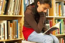 У Міносвіти кажуть, що 365 грн за підручник це досягнення