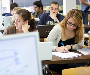 Міносвіти анулювало ліцензію ще однієї академії