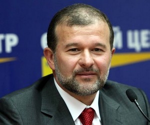 Балога пропонує скасувати примусове відпрацювання випускників