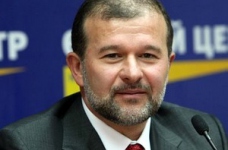 Балога пропонує скасувати примусове відпрацювання випускників