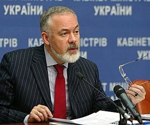 Табачник зрозумів, що перекладати тести ЗНО недешево