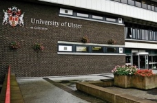 Університет Ольстера: доступні ціни та нобелівські лауреати