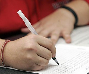 27 травня випускники шкіл складуть іспит з української мови