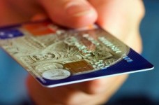 В Україні вводять електронні студентські квитки