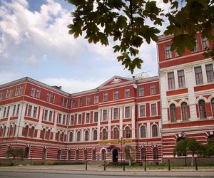 Поступайте у кращий ВНЗ Подільського регіону