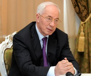 Азаров обіцяє значно збільшити кількість ІТ-фахівців