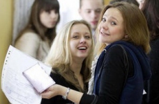 Цього тижня абітурієнти складуть тести з історії та фізики