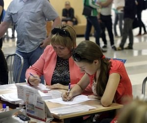 Вступна кампанія розпочалась без черг, - Міносвіти