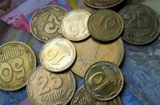 Коштів на зарплату освітян вистачить на 8 місяців