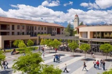 Стенфорд пропонує стратегію пошуку роботи для MBA