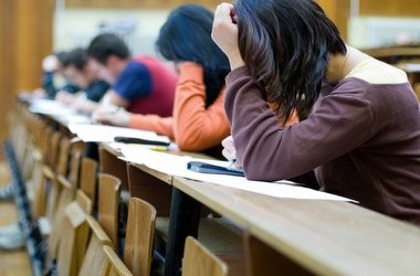 В Україні є виші майже без вступників