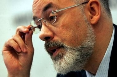 МОН не має привілейованих видавництв?