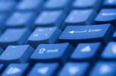 Міносвіти заперечує збір даних про батьків школярів