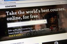 На Coursera стартував курс з українським перекладом