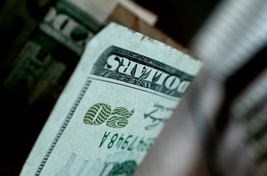 Депутати хочуть покінчити з "благодійністю" у вишах