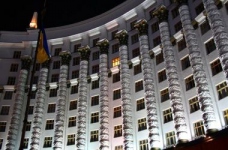 Королевська обіцяє вчасно платити зарплату